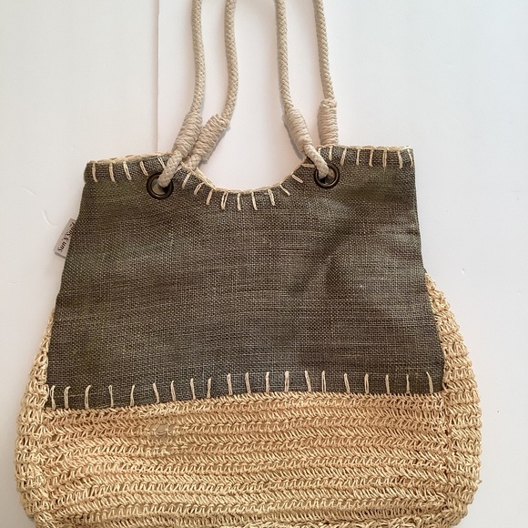 Sun N Sand Handbags - Sun N Sand Green/ Yellow Burlap And Twine Tote